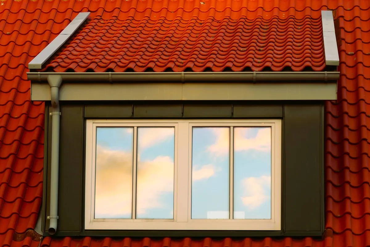 Roof Maintenance Checklist for UK Homes: Autumn and Spring Tasks